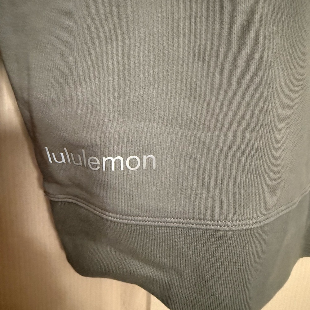 Lululemon Chambray All Yours Logo Crewneck Sweatshirt Light Blue 6 $118 - Picture 6 of 7